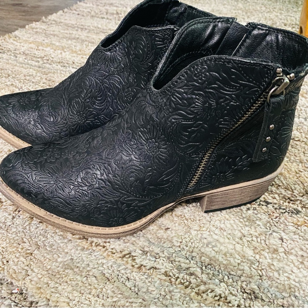 Very G Black Embossed Floral Ankle Booties